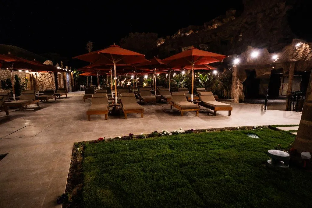 Pool, Caves Beach Resort Hurghada, Red Sea Riviera