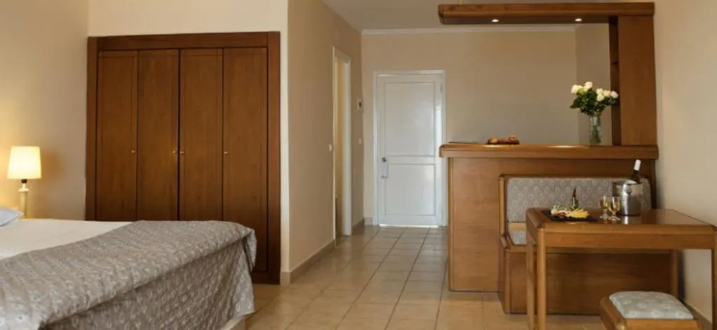 TWIN SEA VIEW Room, Canvas by Mitsis Family Village, Kos