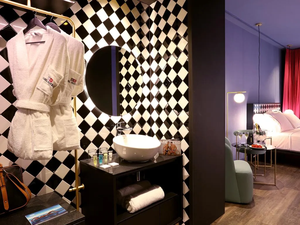 Double or Twin PREMIUM Room, Axel Hotel Madrid - Adults Only, Madrid