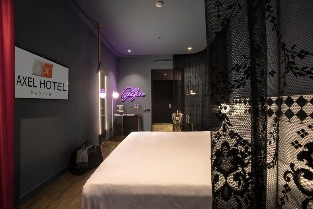Double or Twin STANDARD Room, Axel Hotel Madrid - Adults Only, Madrid