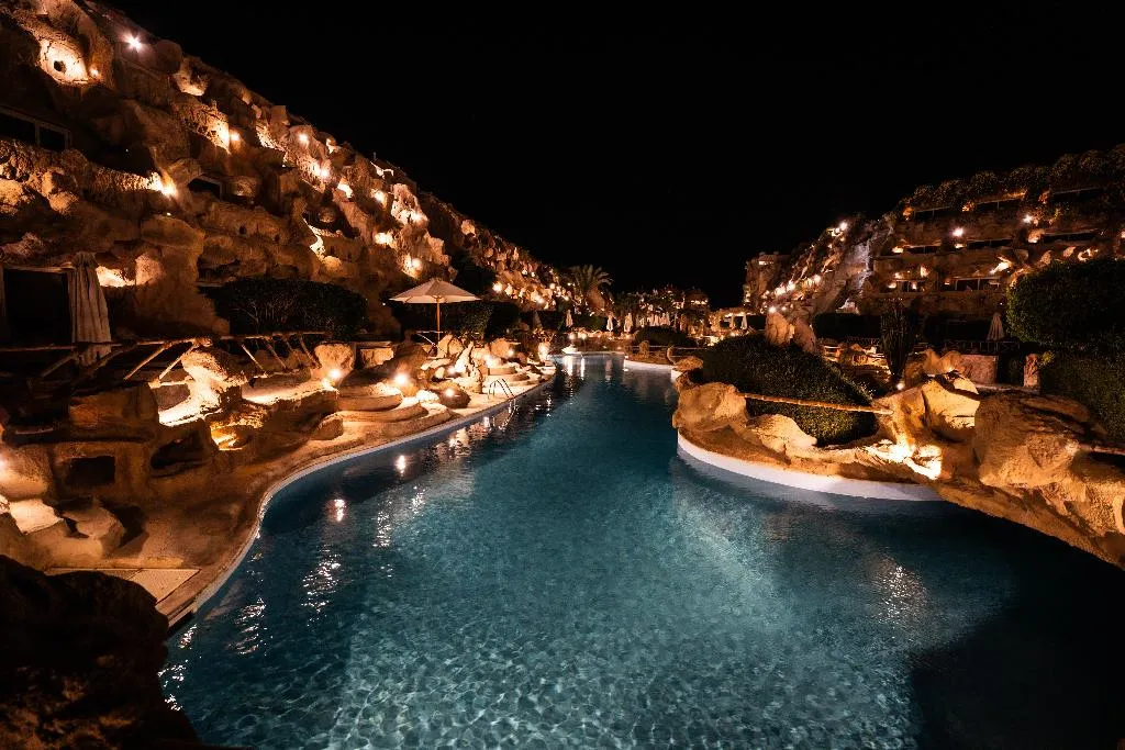 Pool, Caves Beach Resort Hurghada, Red Sea Riviera