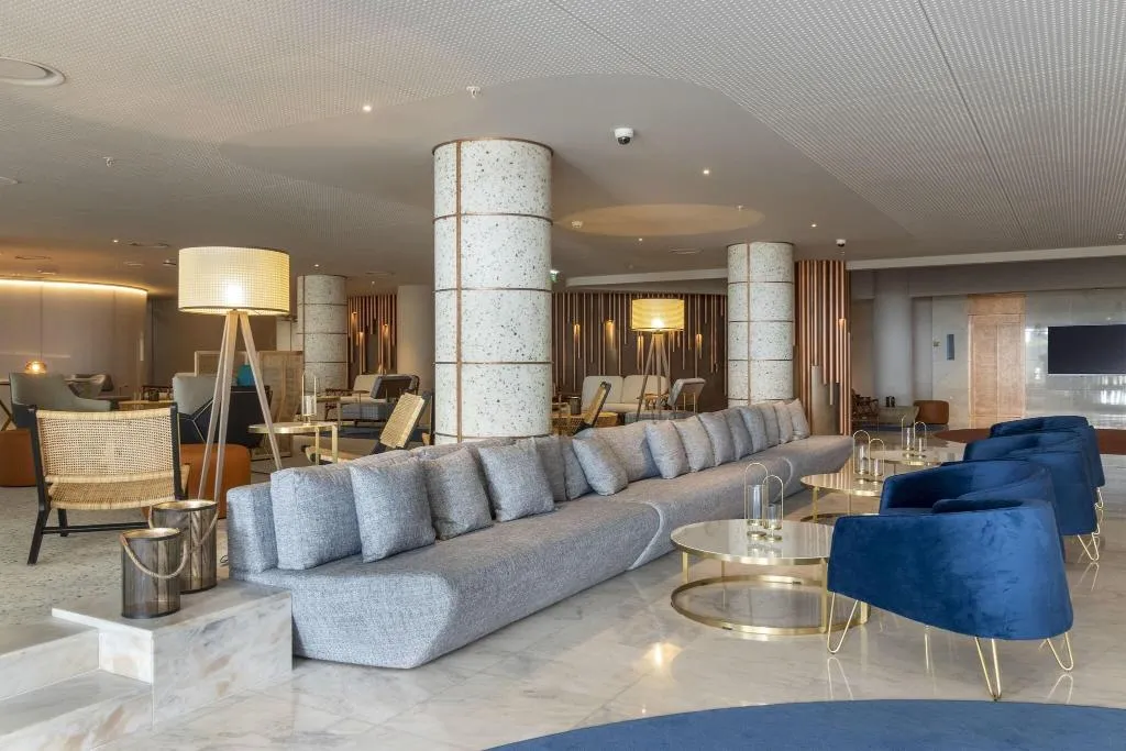 Lobby, Next Savoy Signature, Madeira