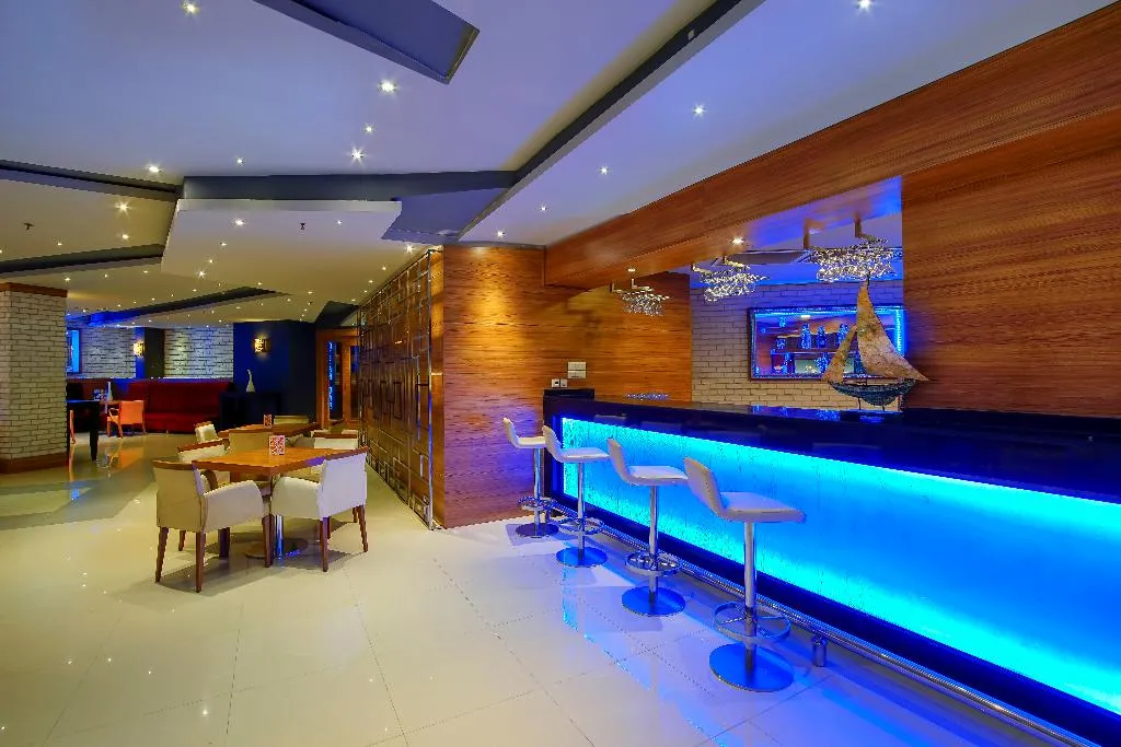 Bar, Limak Atlantis Deluxe Resort & Hotel, Antalya