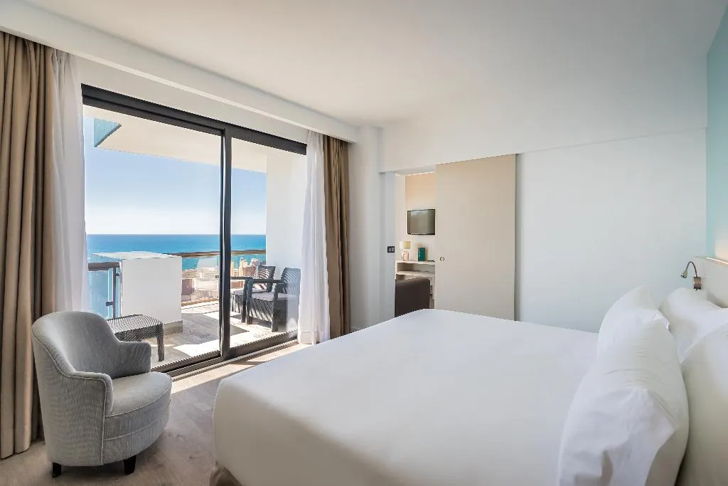 JUNIOR SUITE SEA VIEW CAPACITY 3 Room, Occidental Fuengirola, Costa Del Sol