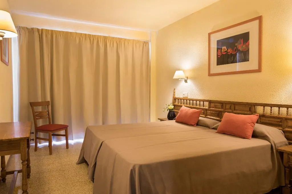 Double or Twin STANDARD Room, htop Molinos Park, Costa Dorada