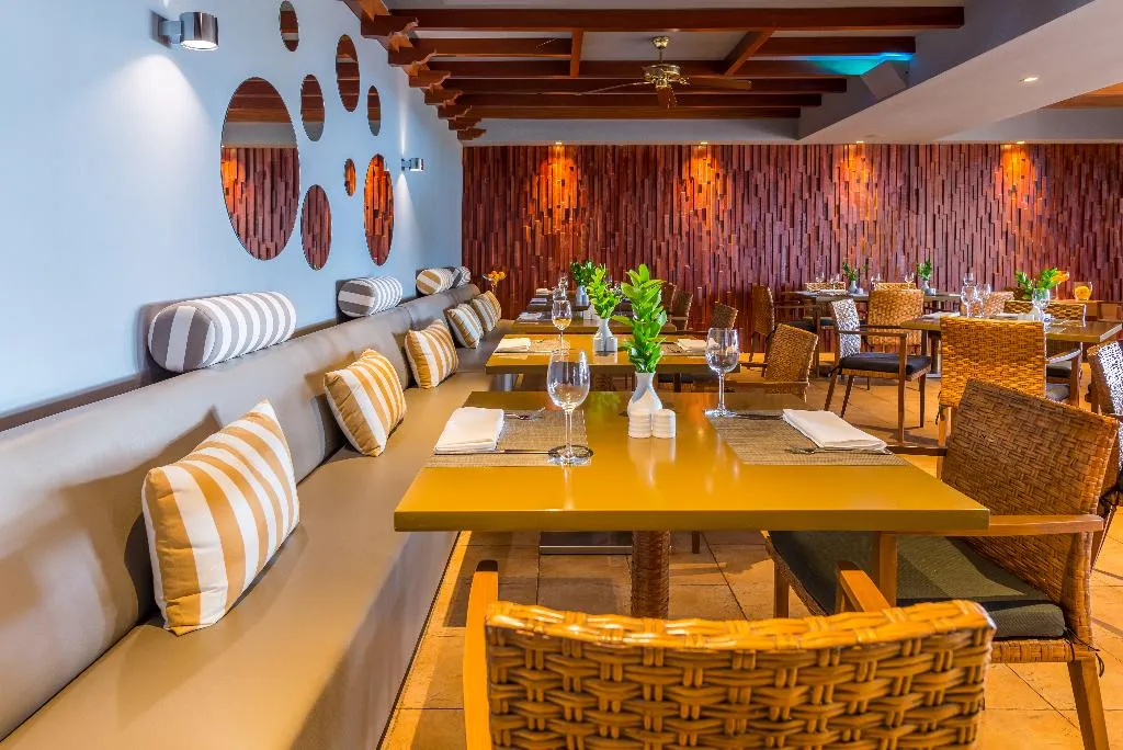 Restaurant, Calheta Beach  All Inclusive, Madeira