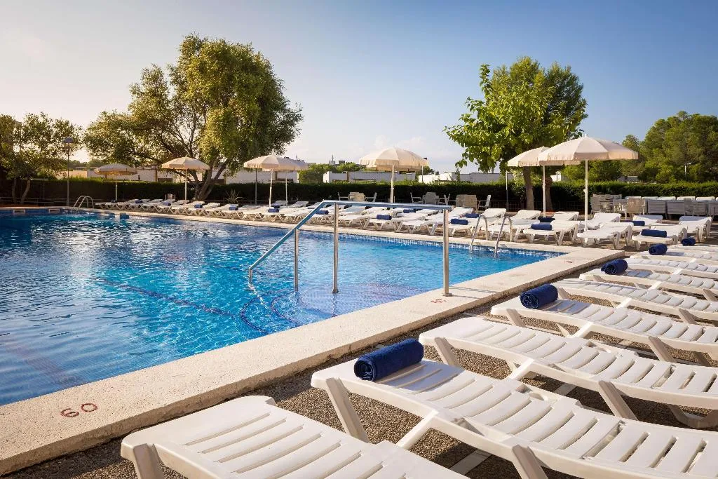 Pool, htop Molinos Park, Costa Dorada