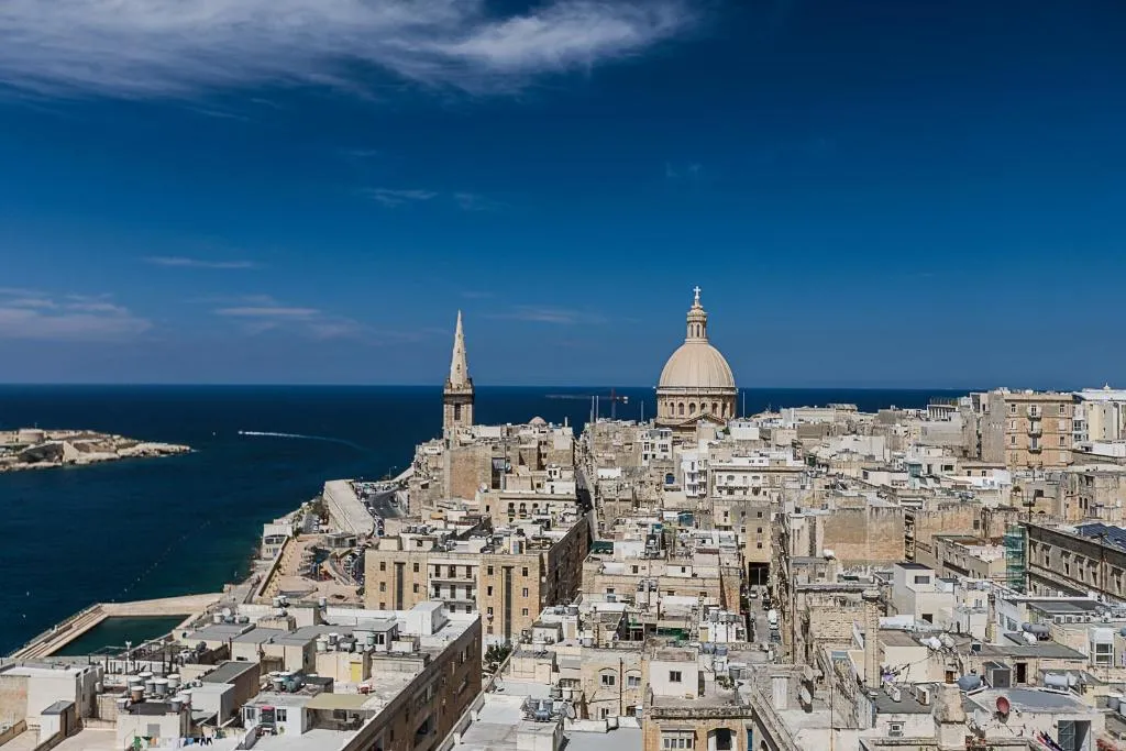 Double or Twin DELUXE SEA VIEW Room, Osborne Hotel, Malta