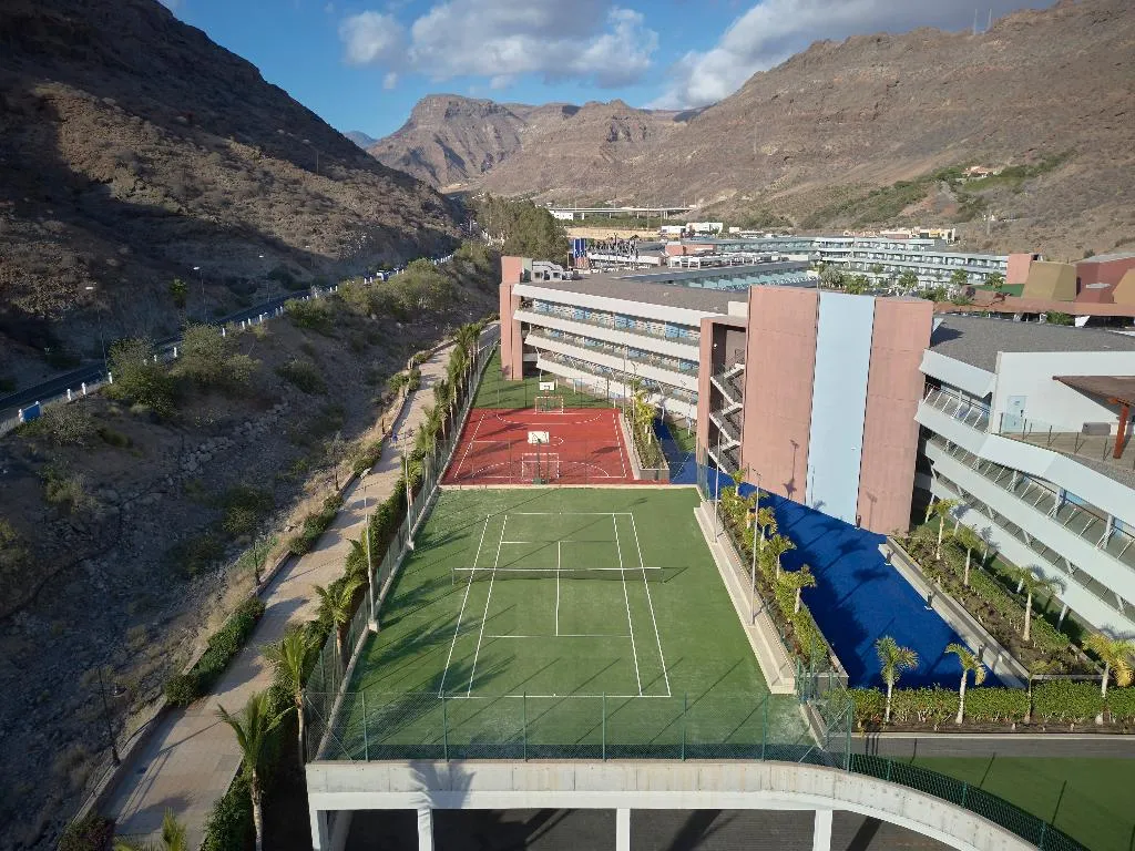 Sports and Entertainment, Radisson Blu Resort & Spa Gran Canaria Mogan, Gran Canaria