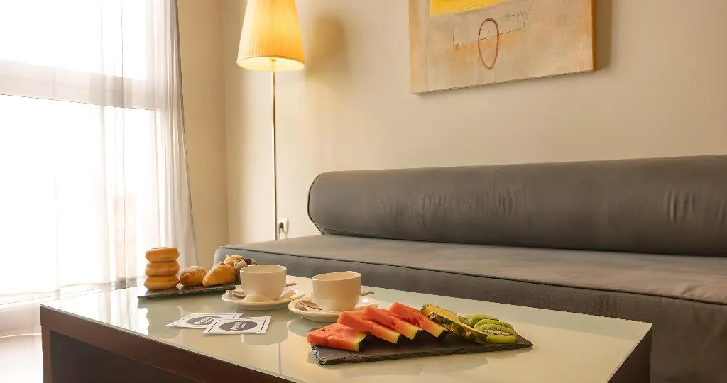 JUNIOR SUITE COMFORT Room, Vertice Sevilla, Seville