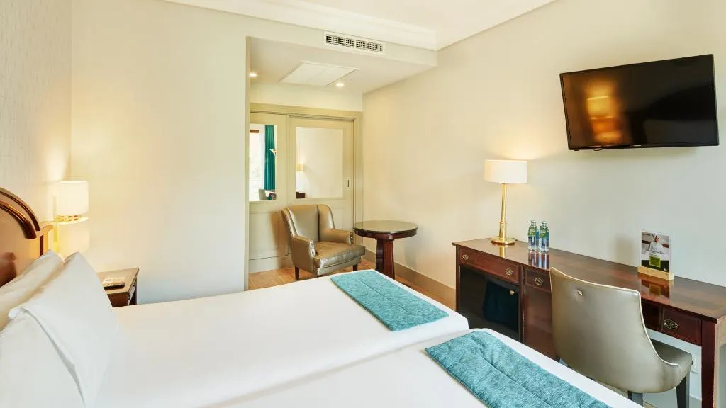 TWIN CLASSIC Room, Sercotel Gran Hotel Conde Duque, Madrid