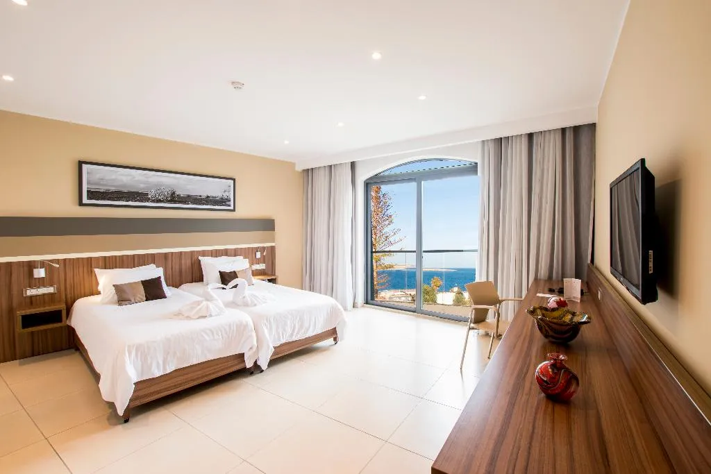 SINGLE SUPERIOR SEA VIEW Room, DoubleTree by Hilton Malta, Malta