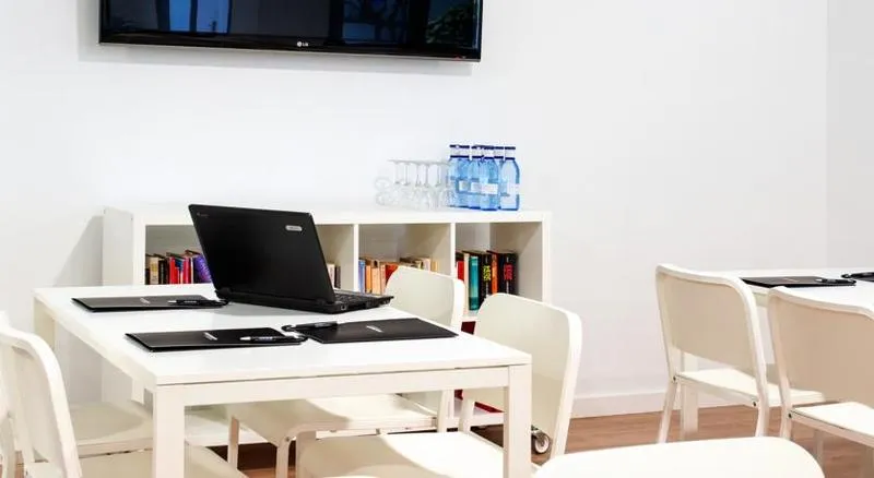 Conferences, Hotel Acapulco, Costa Brava