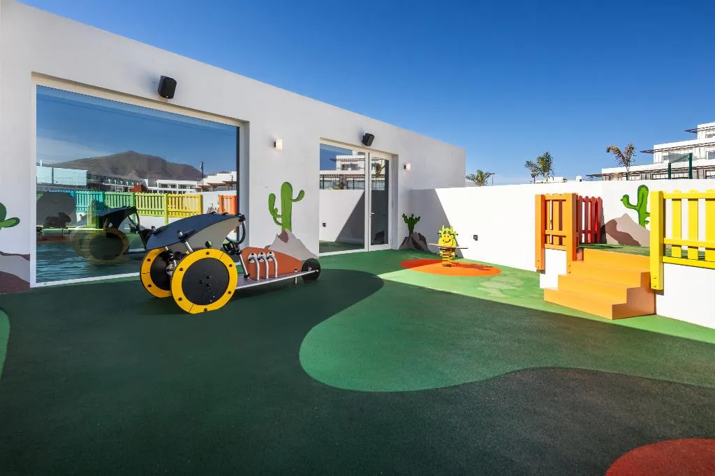 Sports and Entertainment, Barcelo Playa Blanca, Lanzarote