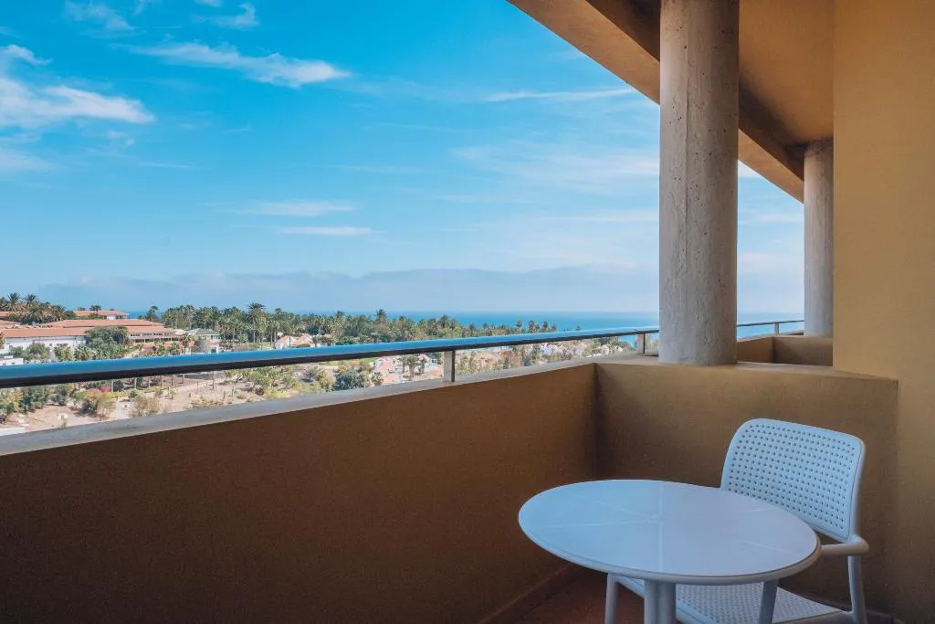 FAMILY ROOM PARTIAL OCEAN VIEW Room, Iberostar Waves Gaviotas Park, Fuerteventura