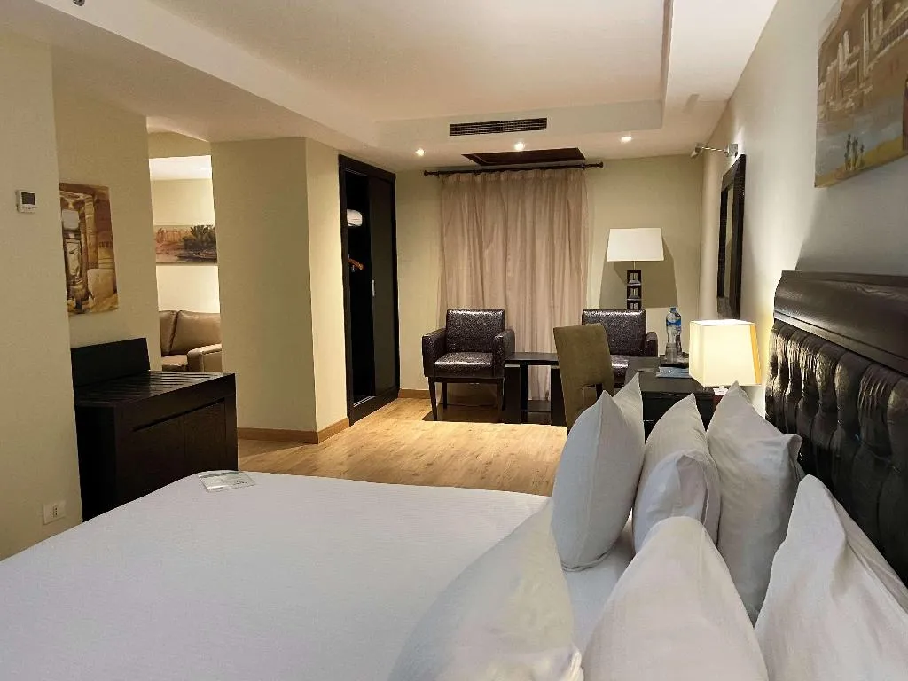 JUNIOR SUITE STANDARD Room, Barcelo Cairo Pyramids, Cairo