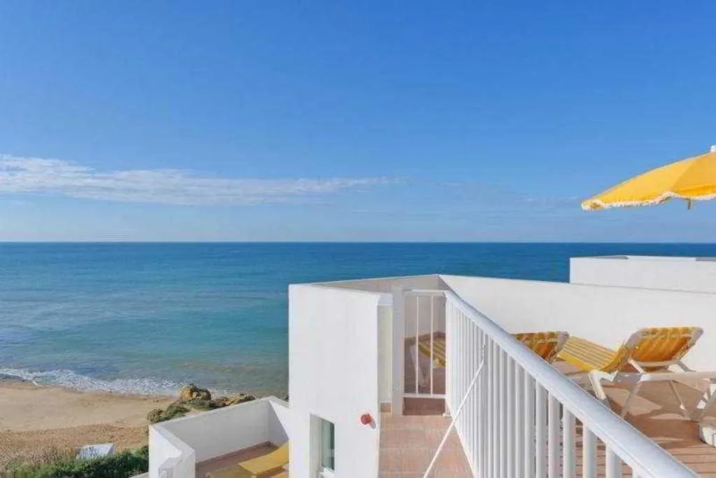 Terrace, Muthu Clube Praia da Oura, Algarve