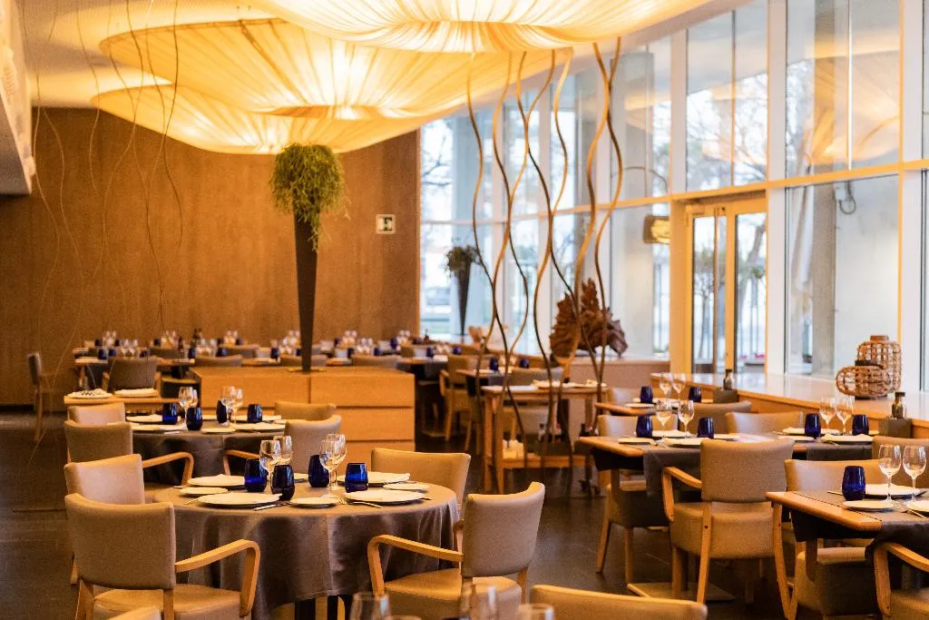 Restaurant, Atenea Port Barcelona Mataro, Barcelona