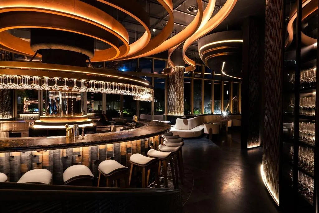 Restaurant, The St. Regis Dubai, The Palm, Dubai