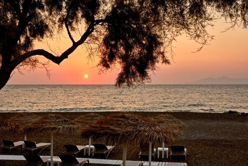 Beach, Costa Grand Resort & Spa, Santorini