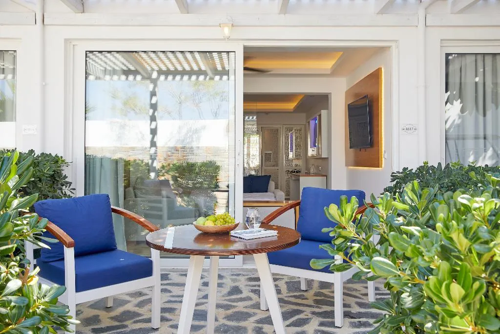 VILLA DELUXE THREE BEDROOM Room, Minos Imperial Luxury Beach Resort Milatos, Crete