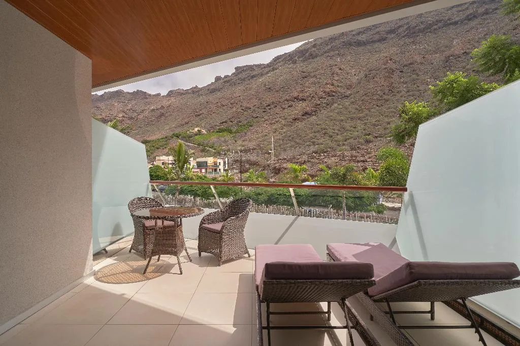 Room WITH BALCONY Room, Radisson Blu Resort & Spa Gran Canaria Mogan, Gran Canaria