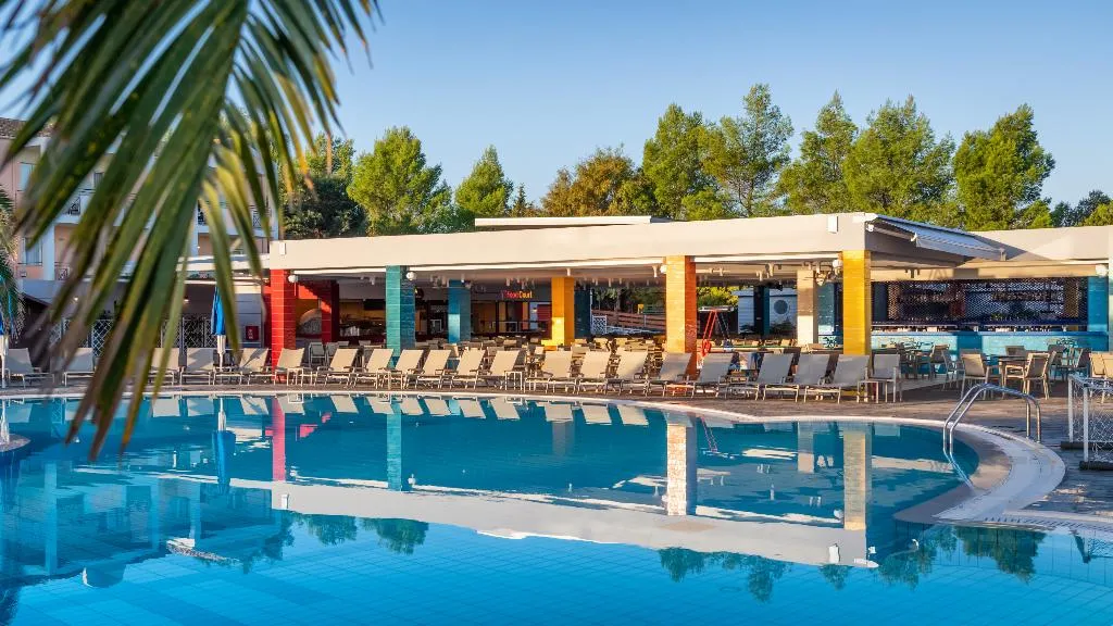 Pool, Mareblue Beach, Corfu