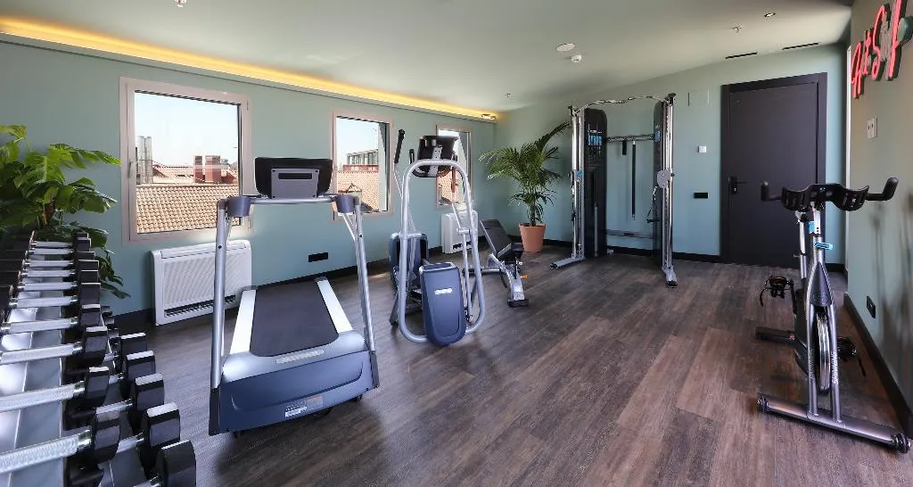 Sports and Entertainment, Axel Hotel Madrid - Adults Only, Madrid