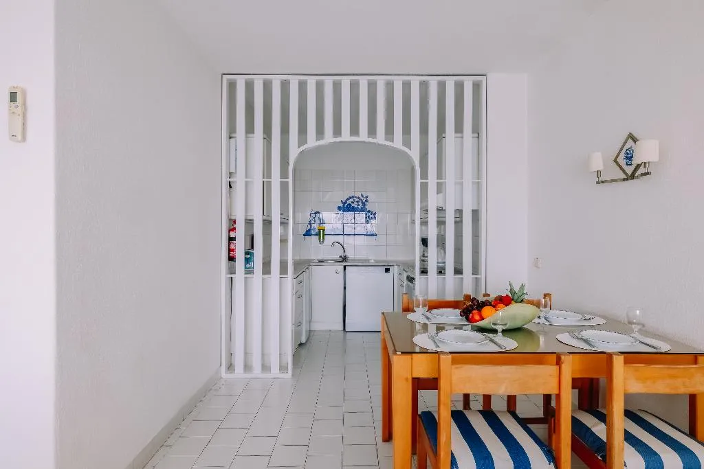 APARTMENT ONE BEDROOM Room, Grand Muthu Oura View Beach Club, Algarve