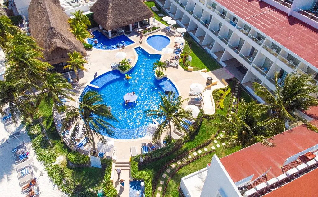 General view, Cancun Bay All Inclusive Hotel, Cancun Area