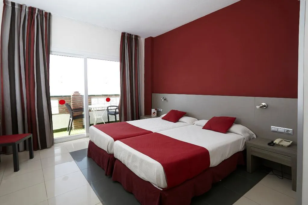 Double or Twin STANDARD Room, Hotel Nerja Club & Spa, Costa Del Sol