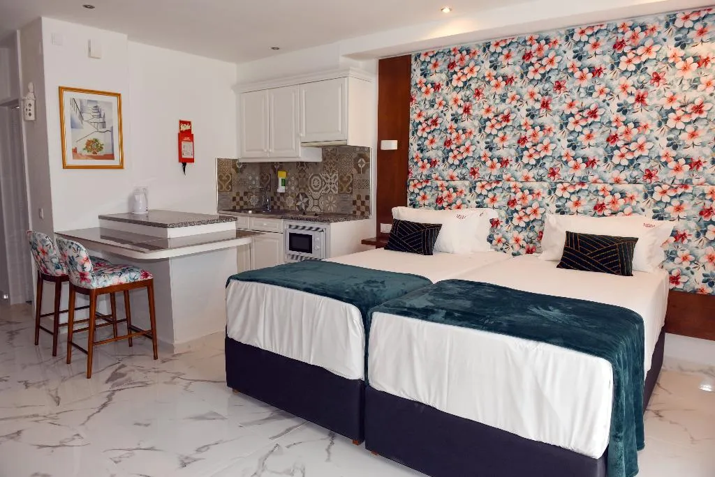 DOUBLE LUXURY Room, Muthu Clube Praia da Oura, Algarve