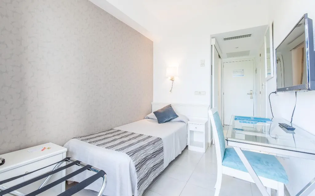 SINGLE STANDARD Room, BLUESEA Cala Millor, Majorca