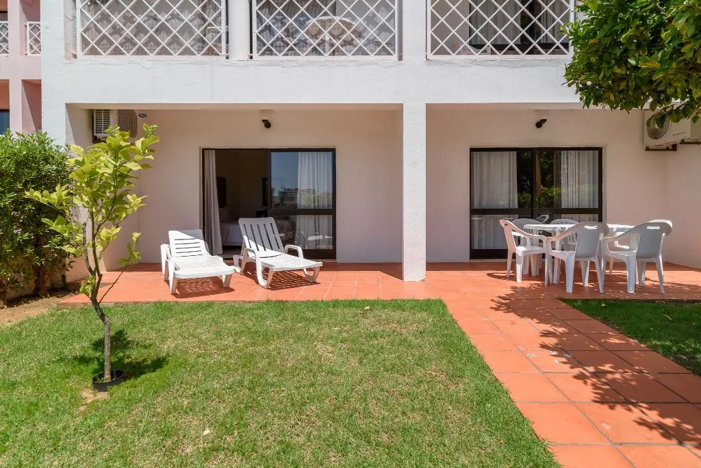 Terrace, Clube VilaRosa, Algarve