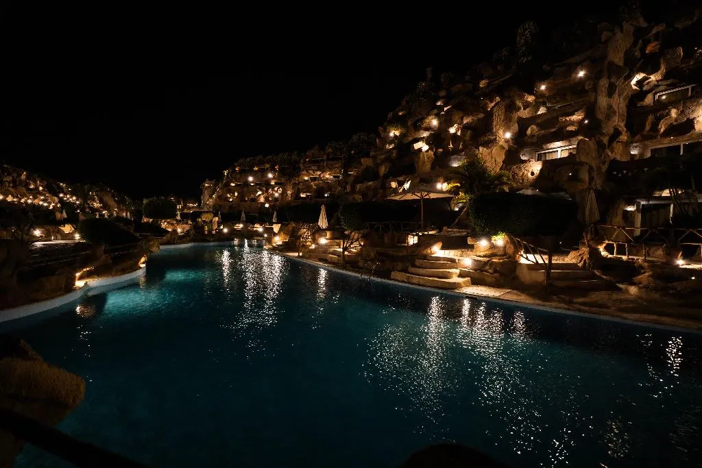 Pool, Caves Beach Resort Hurghada, Red Sea Riviera