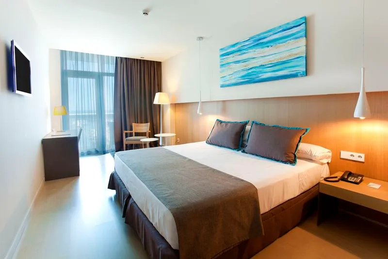 DOUBLE SEA VIEW Room, Atenea Port Barcelona Mataro, Barcelona