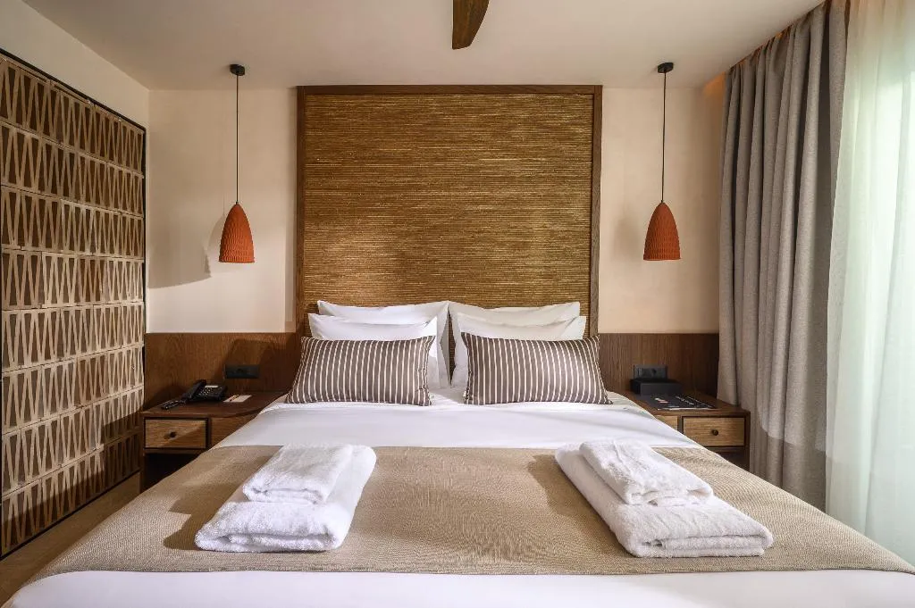DOUBLE DELUXE WITH PRIVATE POOL Room, Nalu Resort And Spa, Crete