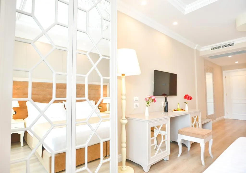 DOUBLE STANDARD Room, Flower Garden Hotel, Durres