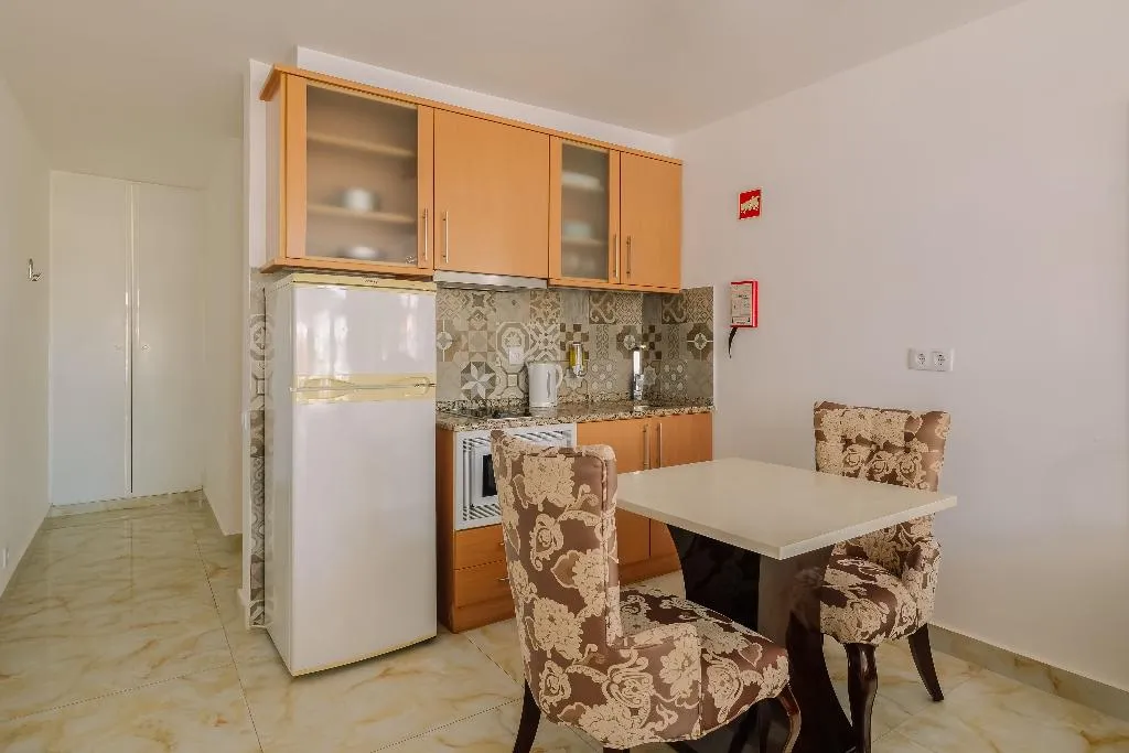 Room SUPERIOR WITH TERRACE Room, Muthu Clube Praia da Oura, Algarve