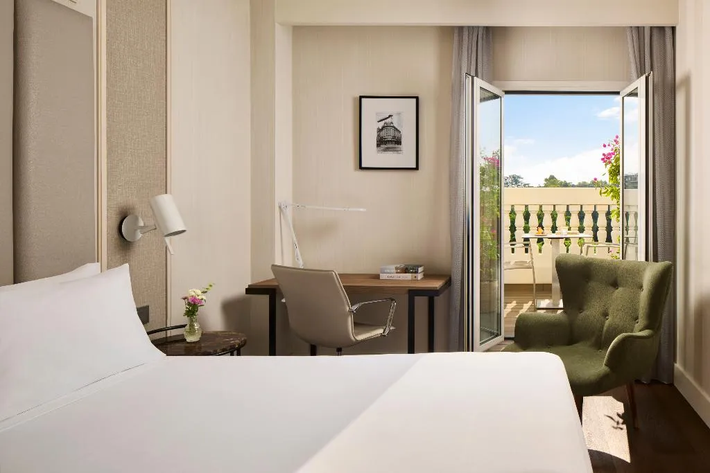 DOUBLE WITH TERRACE Room, NH Madrid Nacional, Madrid
