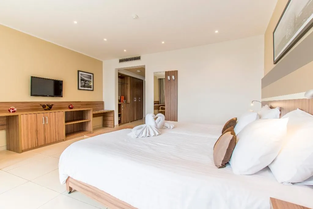 SINGLE SUPERIOR SEA VIEW Room, DoubleTree by Hilton Malta, Malta
