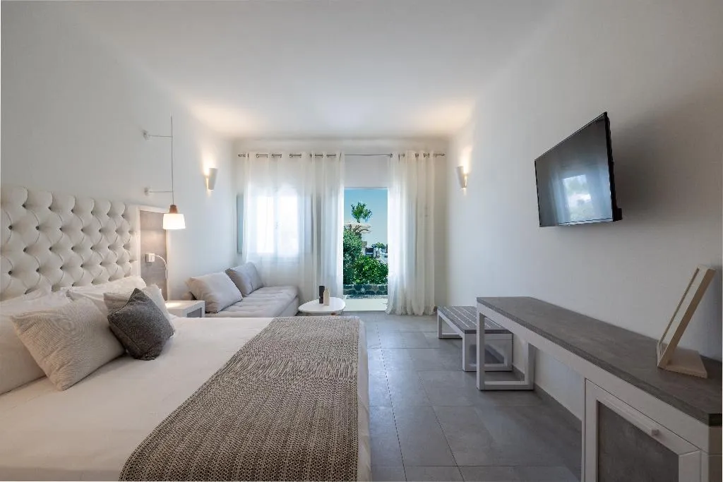 Double or Twin SUPERIOR Room, El Greco Resort, Santorini