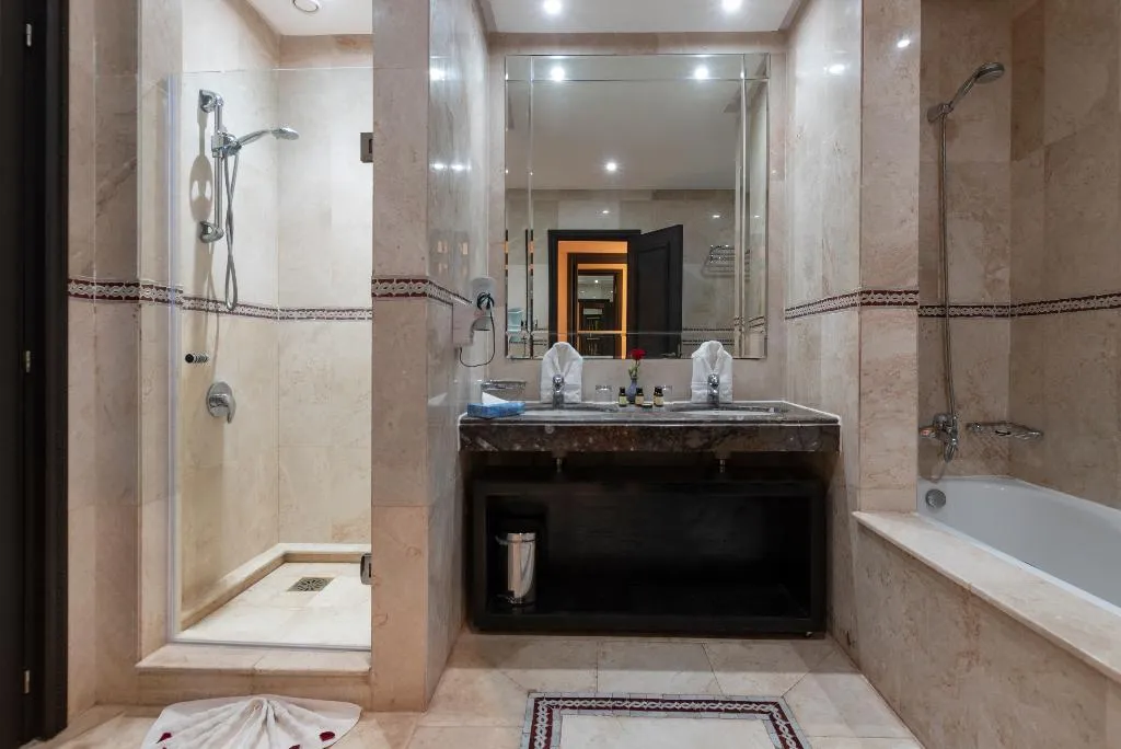 SINGLE DELUXE ONE BED Room, Delta Hotels by Marriott Marrakech Eden Andalou, Marrakech