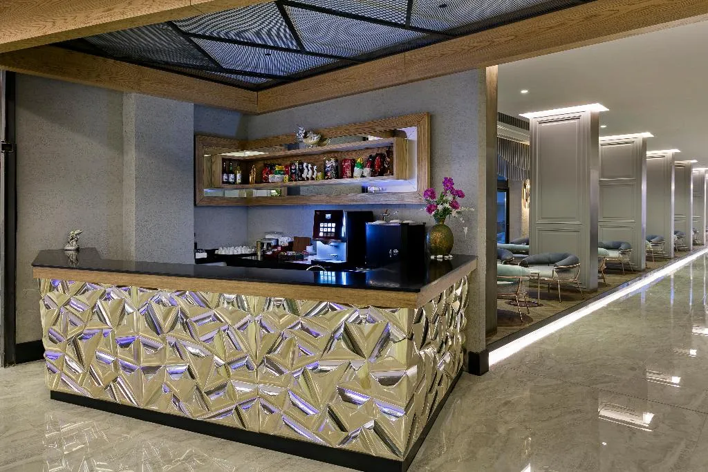 Bar, Limak Atlantis Deluxe Resort & Hotel, Antalya