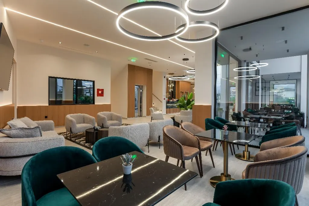 Lobby, Hotel Canadian, Zante
