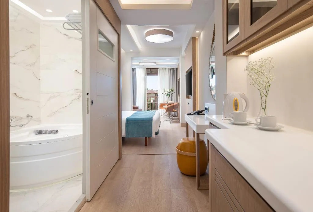 Double or Twin SUPERIOR GARDEN VIEW Room, Anthemus Sea Beach Hotel & Spa, Halkidiki