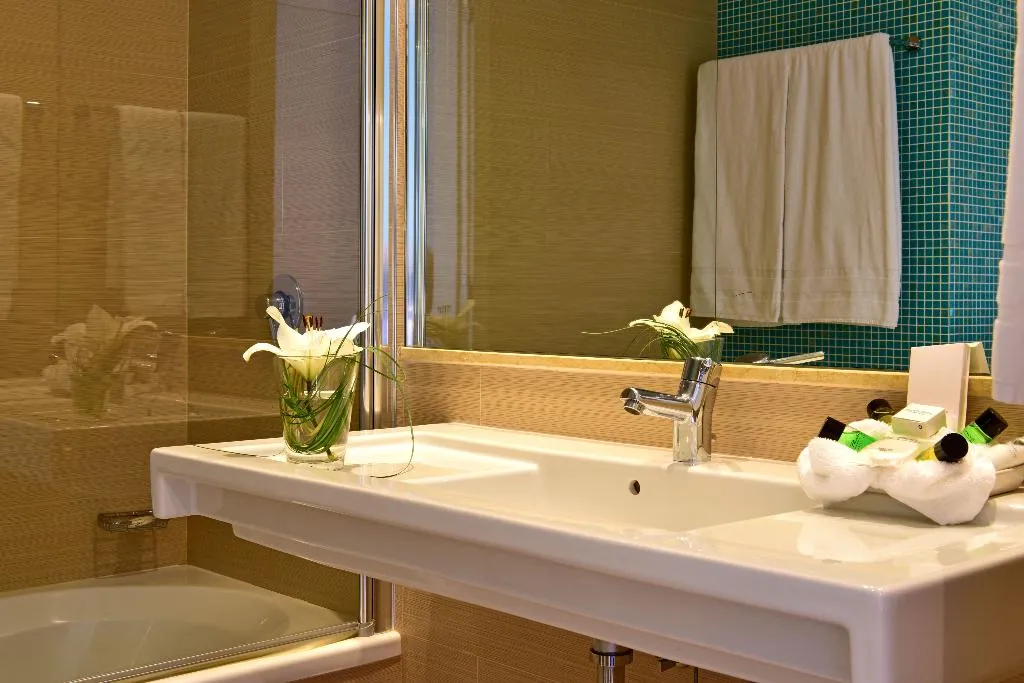 SUITE CAPACITY 3 Room, Pestana Dom Joao Ii Beach & Golf Resort, Algarve