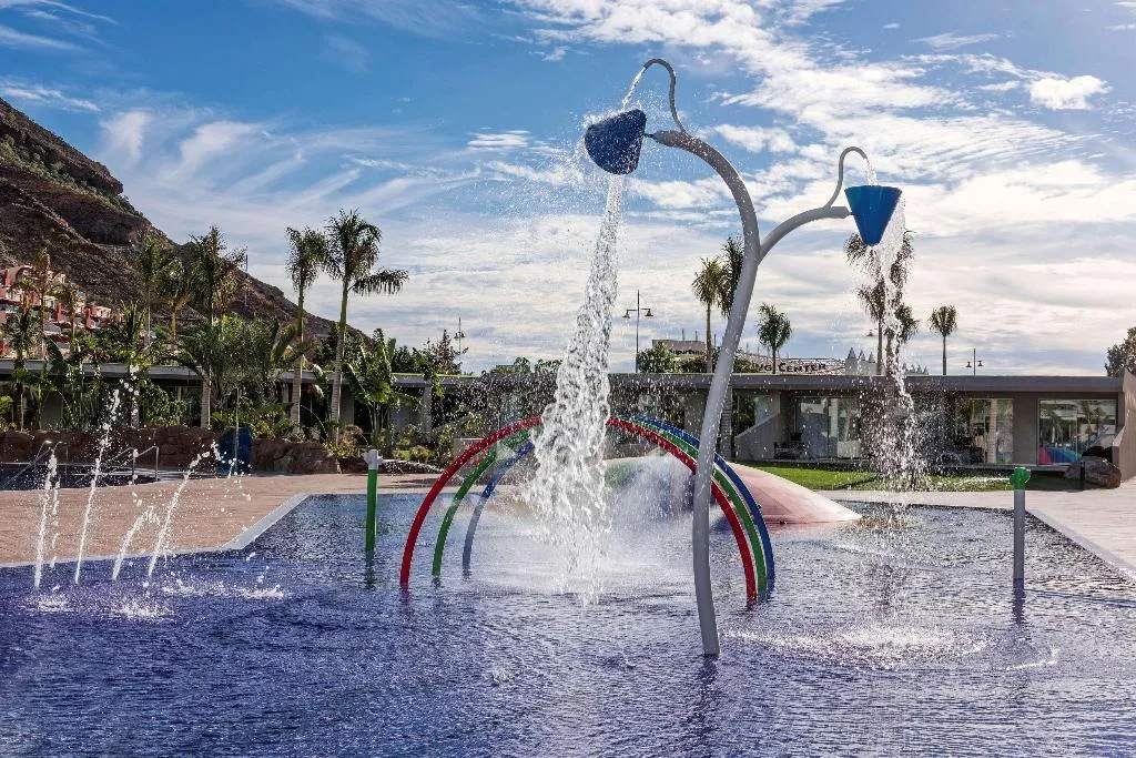Pool, Radisson Blu Resort & Spa Gran Canaria Mogan, Gran Canaria