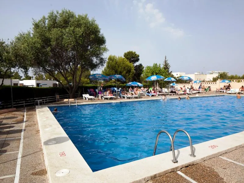 Pool, htop Molinos Park, Costa Dorada