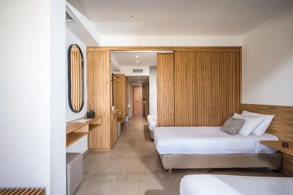 FAMILY ROOM TWO BEDROOMS Room, Stella Palace, Crete